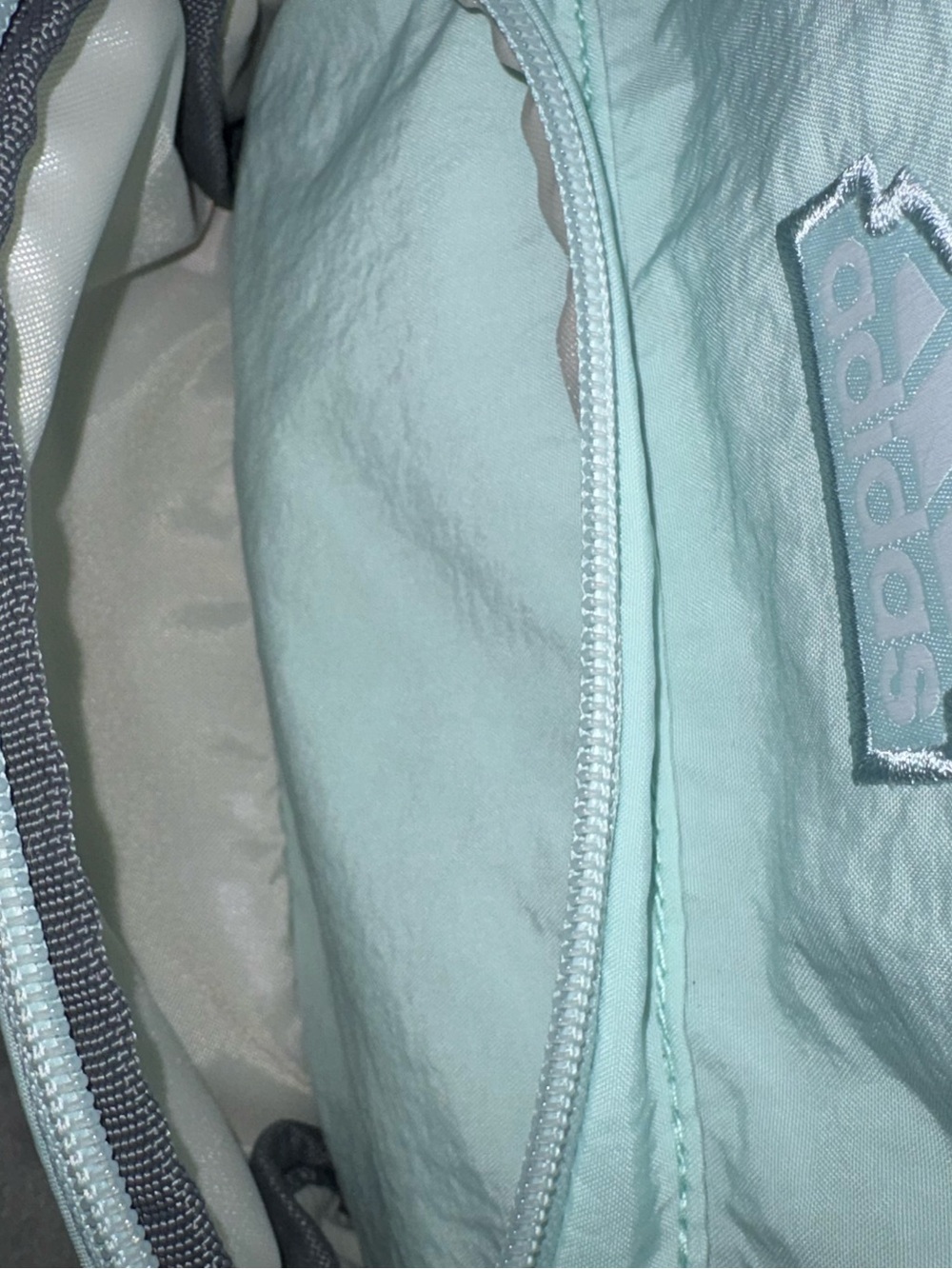 adidas Mint Green Mini Backpack with Front Pouch New with Tags - Picture 6 of 13